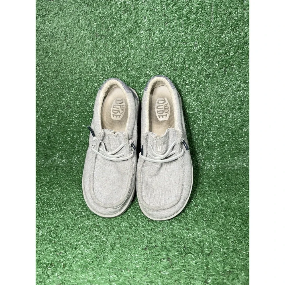 Hey Dude Wally Youth Kids Size 2 Steel Grey Slip On Shoes Comfort Walking Loafer